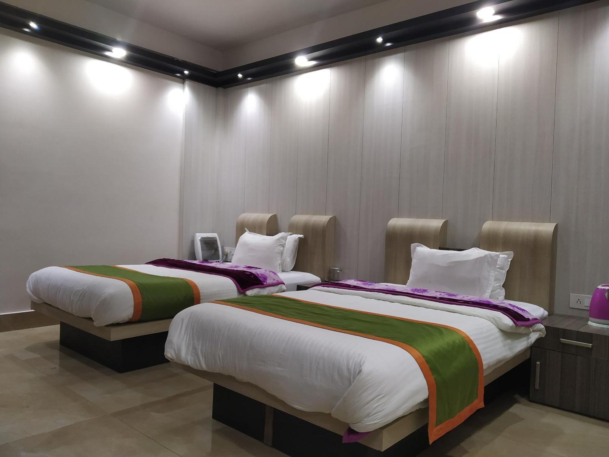 Ziro Palace Inn - A Boutique Hotel Hāpoli 外观 照片