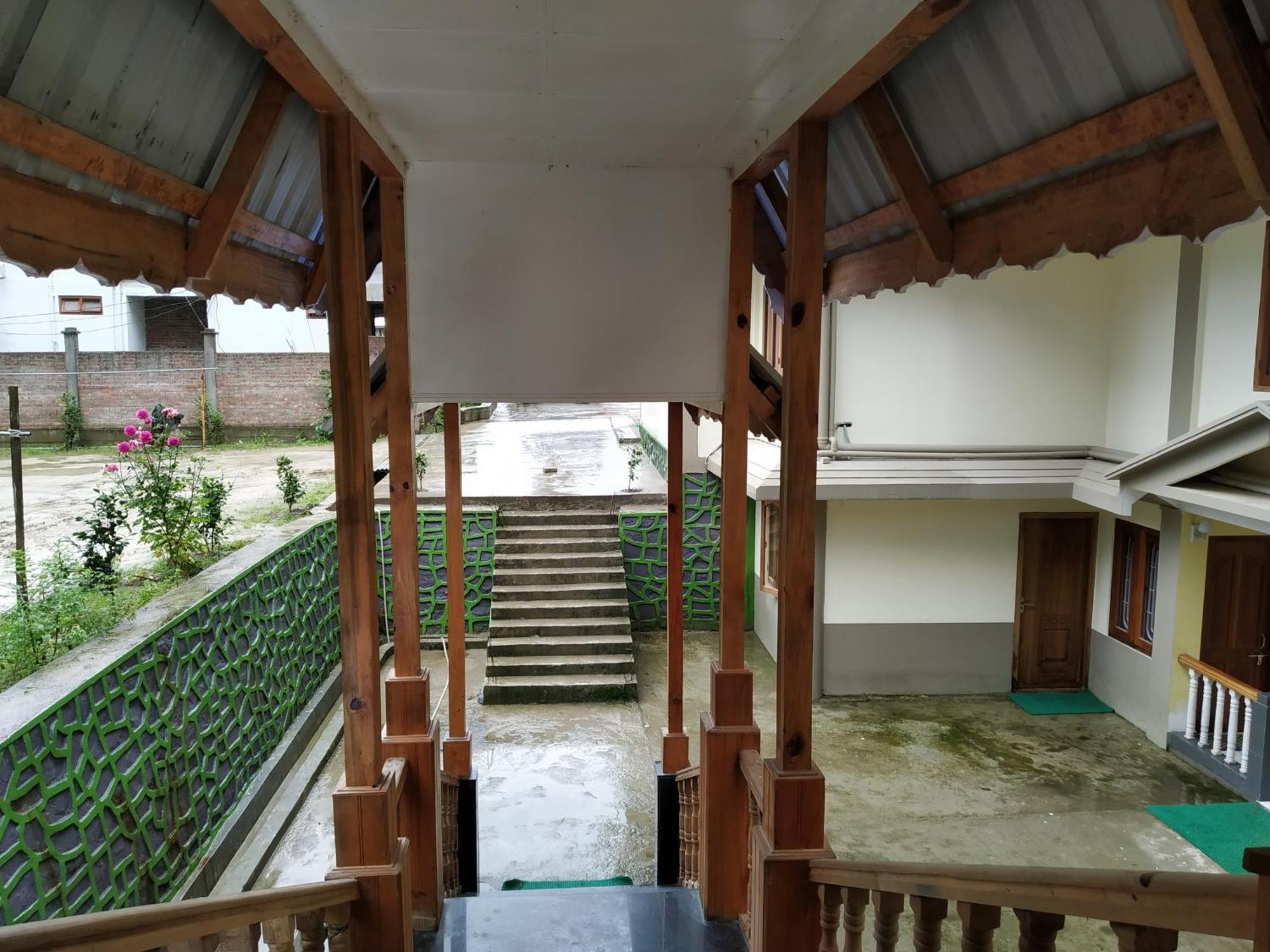 Ziro Palace Inn - A Boutique Hotel Hāpoli 外观 照片